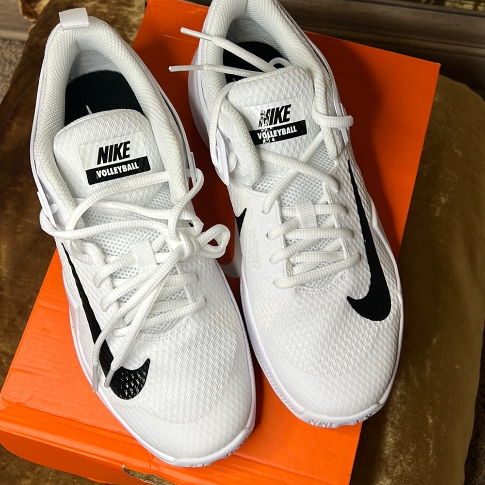 NEW *box included* Women’s Nike Air Zoom Hyperpace - 9.5 White